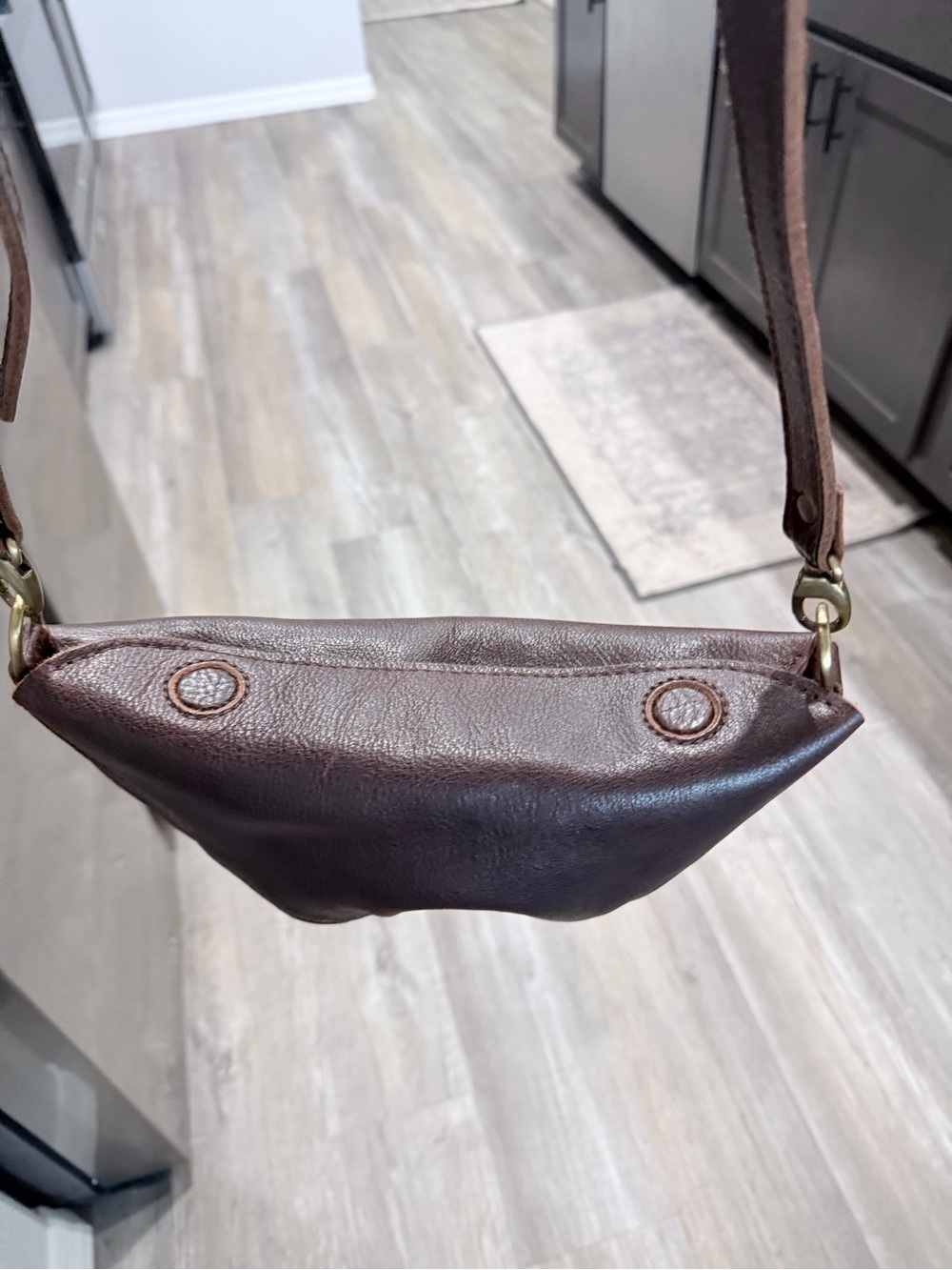 Women's Dark Brown Leather Crossbody/Sling Bag with Adjustable Strap - Picture 4 of 6
